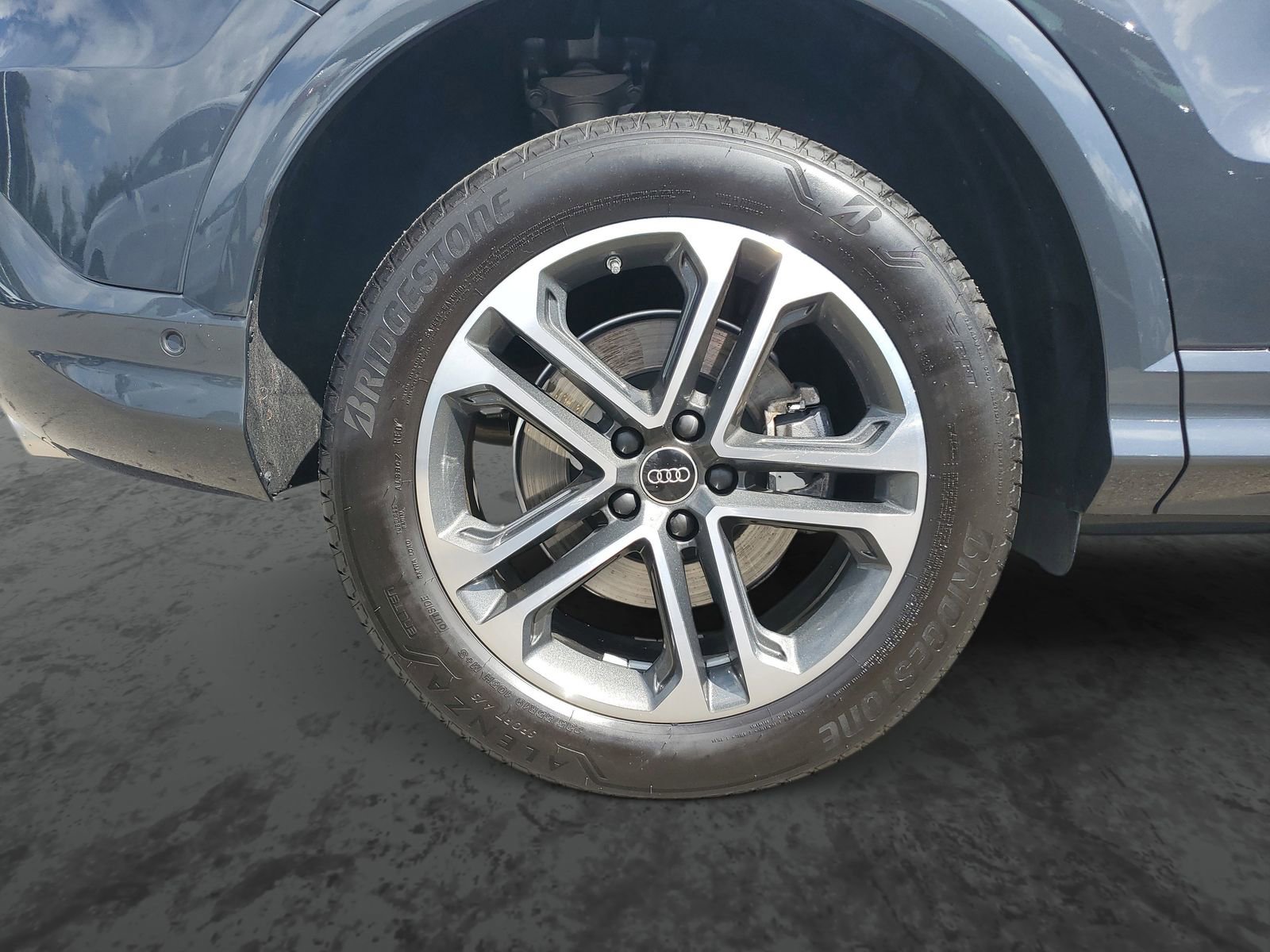 Used 2025 Audi Q5 Premium w/ Convenience Package AWD/4WD image 5