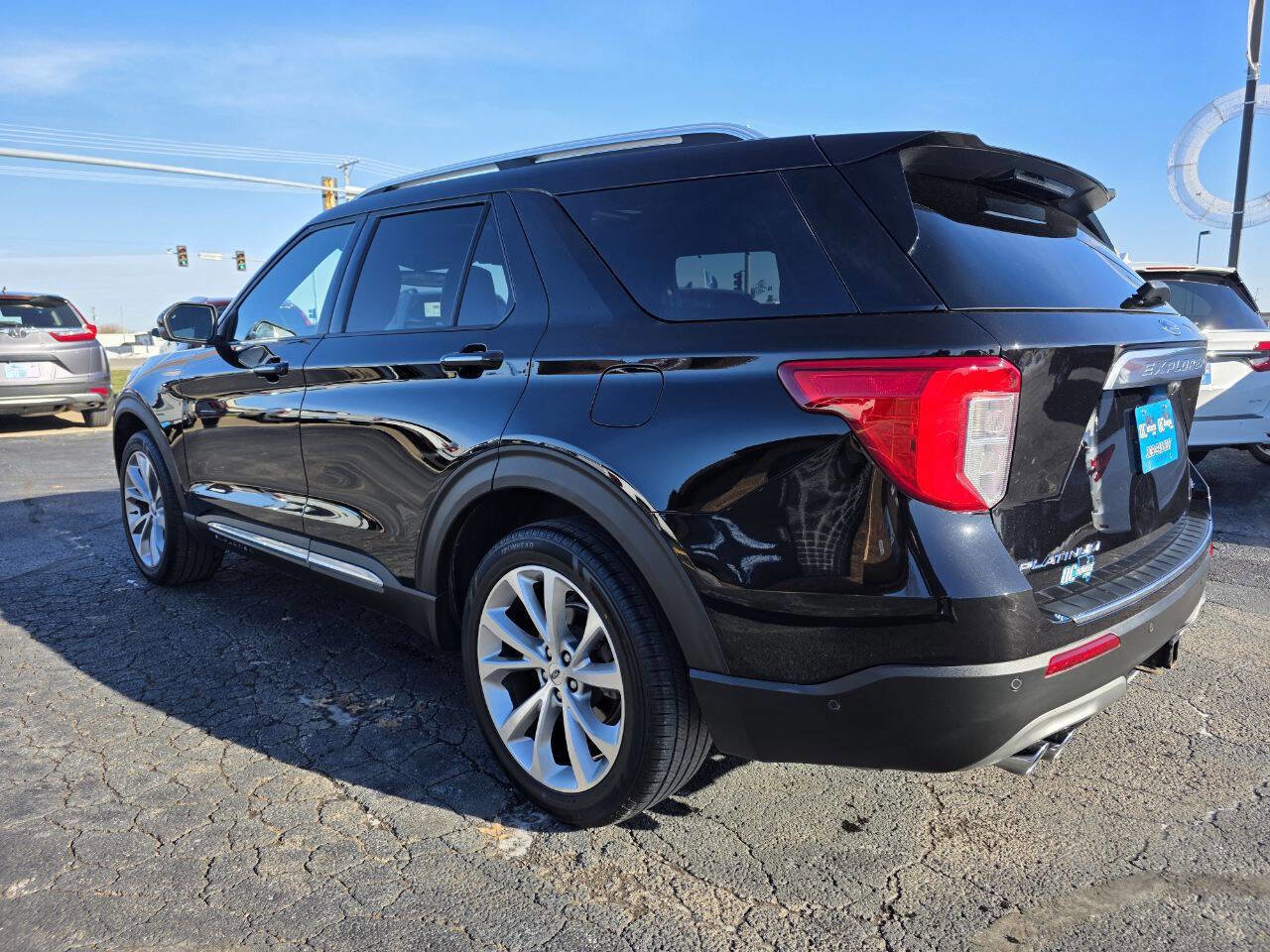 Used 2021 Ford Explorer Platinum image 5