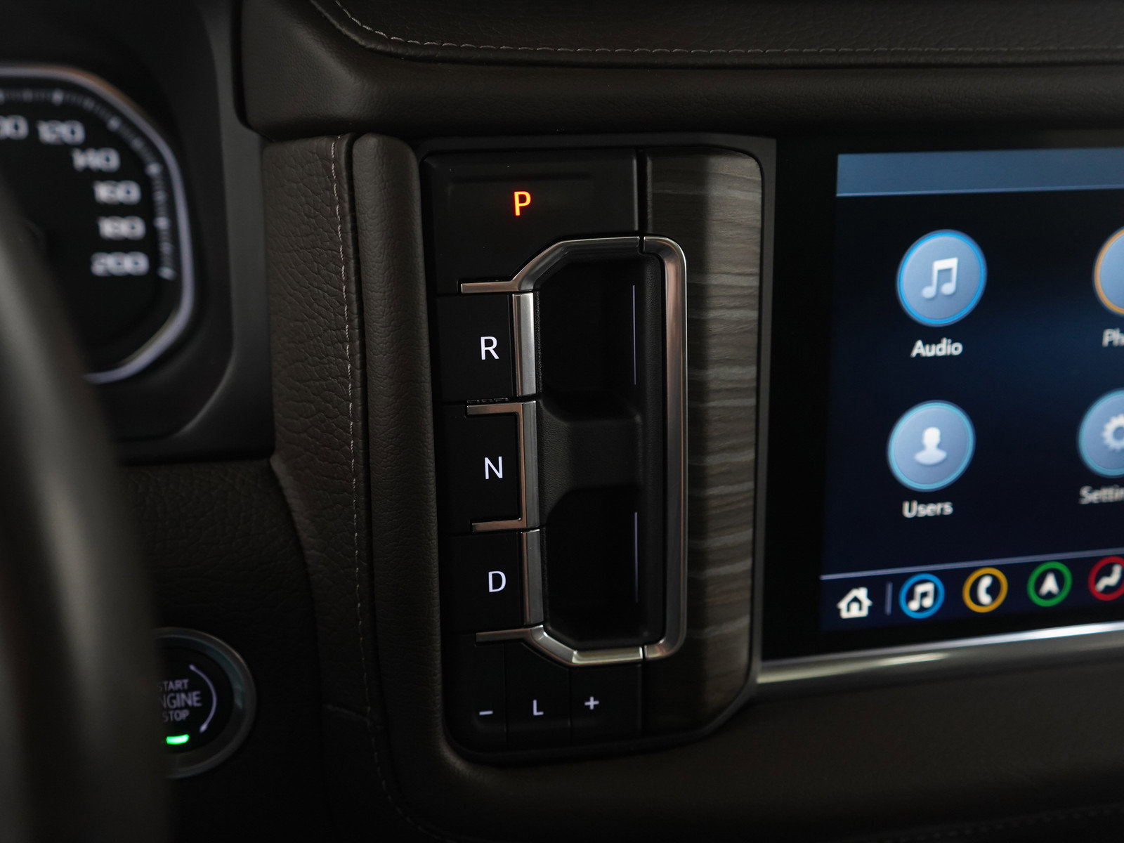 Used 2021 GMC Yukon XL Denali w/ Denali Ultimate Package image 27