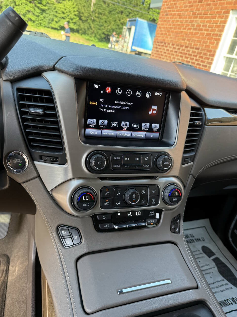 Used 2016 GMC Yukon XL Denali w/ Open Road Package AWD/4WD image 14