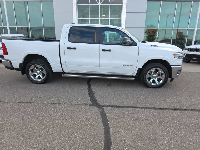 Used 2025 RAM 1500 Big Horn AWD/4WD image 4