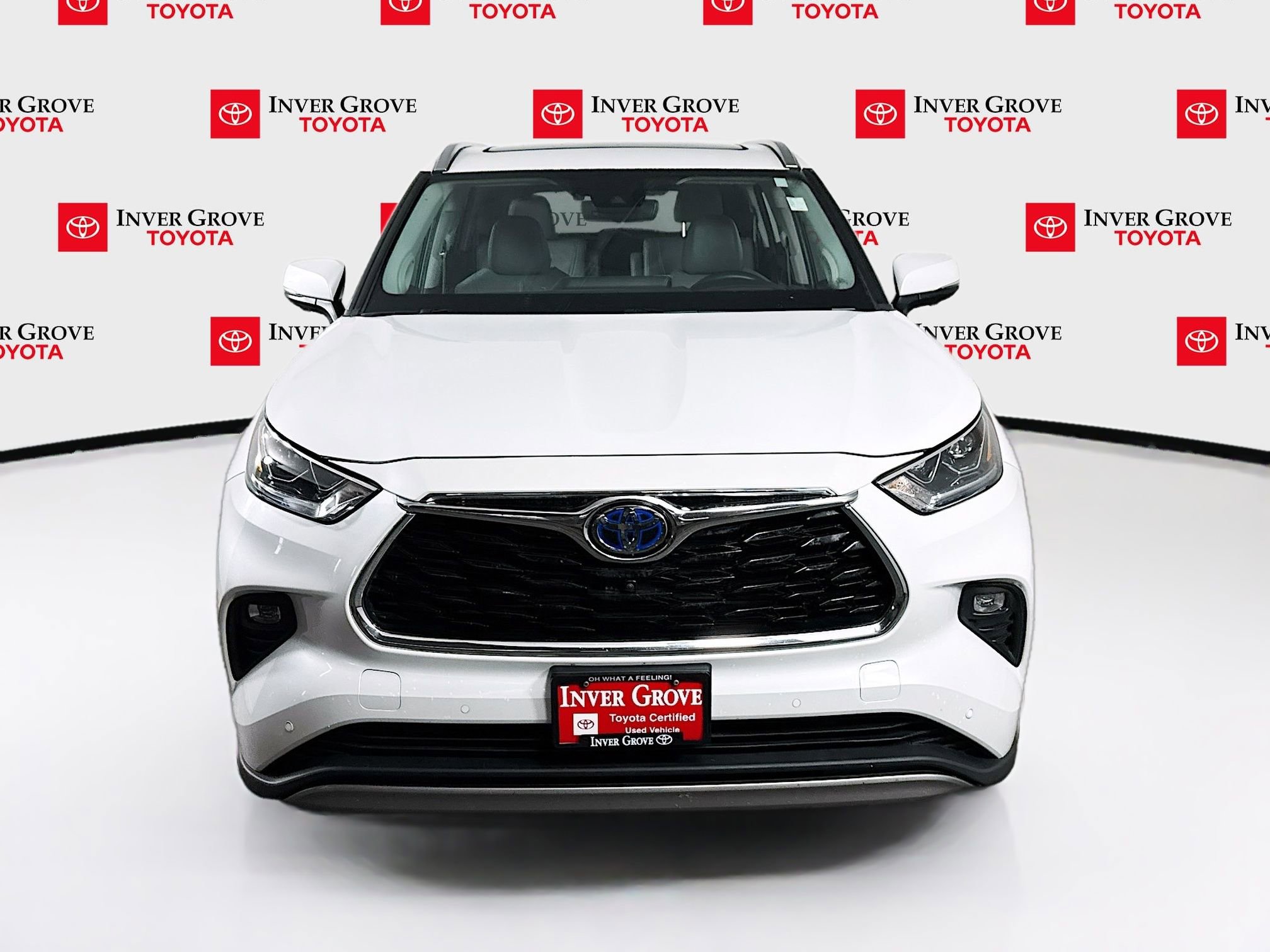 Used 2023 Toyota Highlander Platinum AWD/4WD image 2
