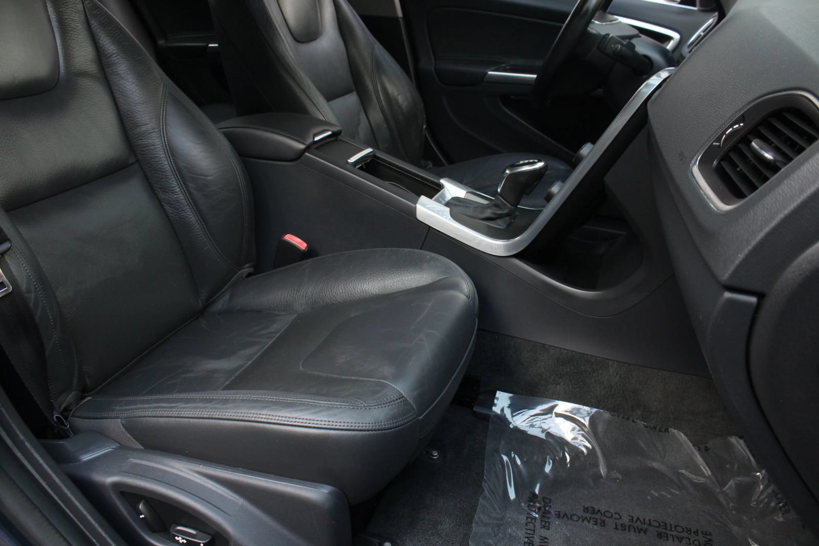 Used 2014 Volvo S60 T5 FWD image 29