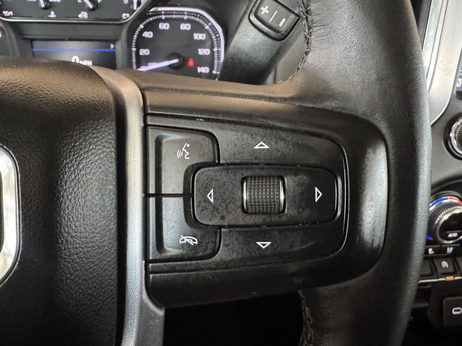 Used 2019 GMC Sierra 1500 SLT AWD/4WD image 17