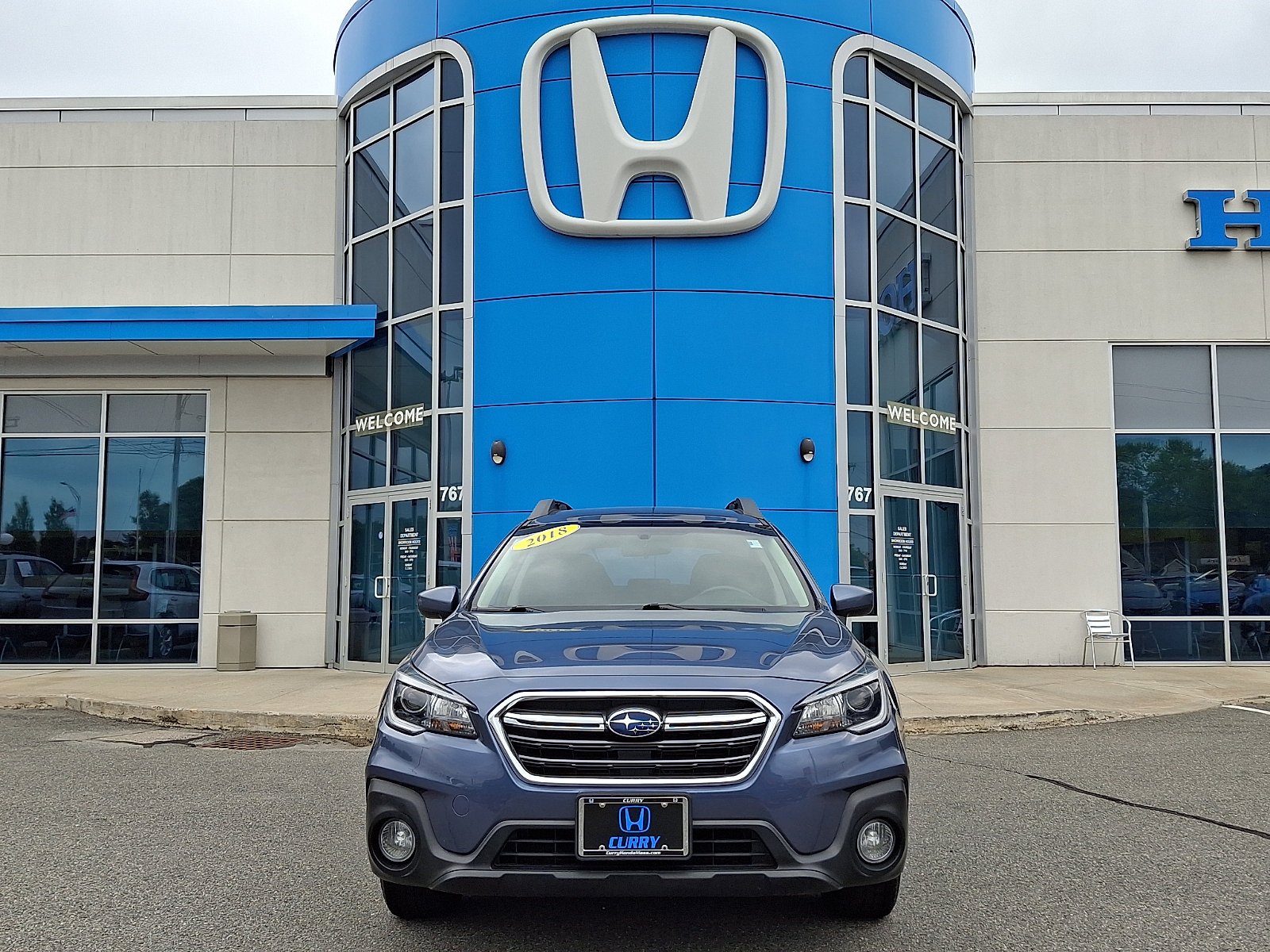 Used 2018 Subaru Outback 2.5i Premium AWD/4WD image 2