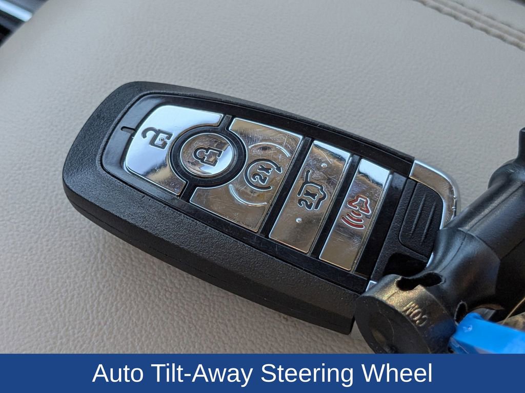 Used 2022 Lincoln Corsair Reserve w/ Elements Package image 23