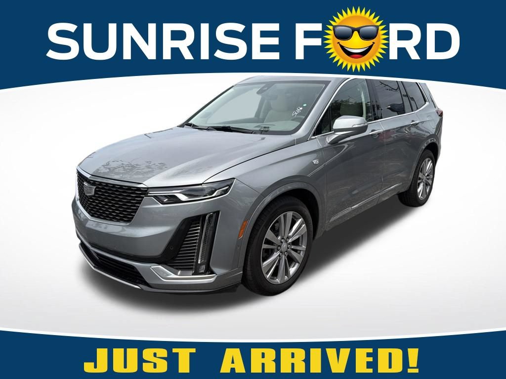 Used 2024 Cadillac XT6 Premium Luxury w/ Technology Package FWD image 1