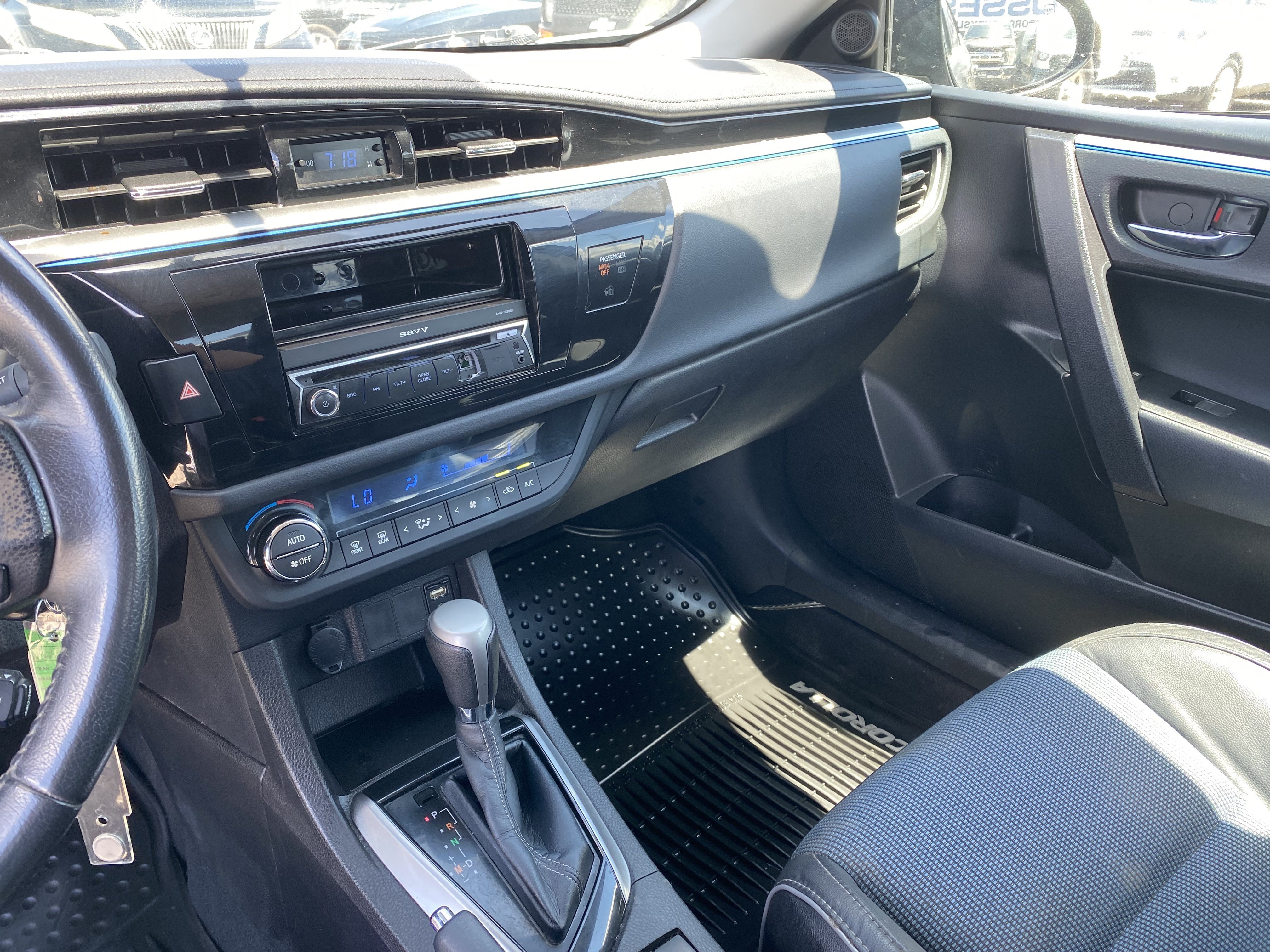 Used 2015 Toyota Corolla S FWD image 11