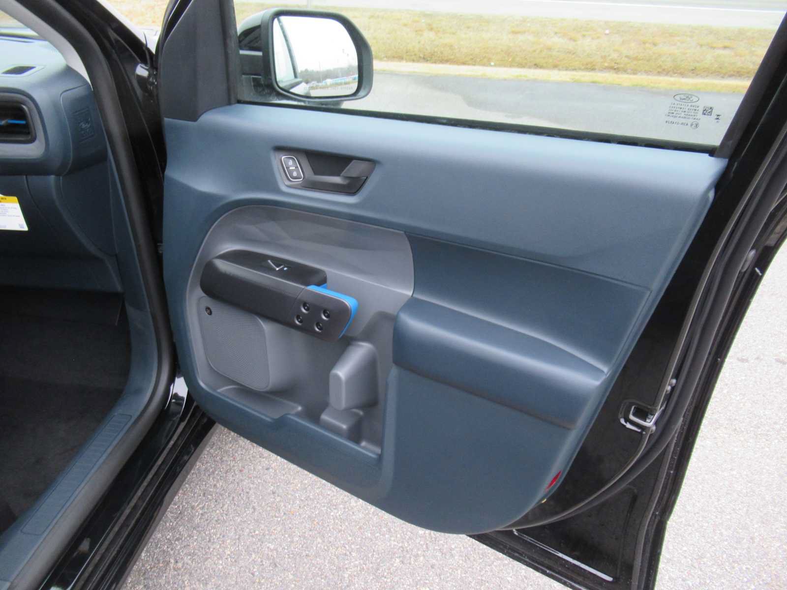 New 2026 Ford Maverick Lobo AWD/4WD image 11