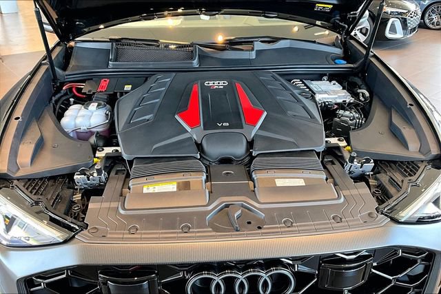 New 2026 Audi RS Q8 performance AWD/4WD image 9