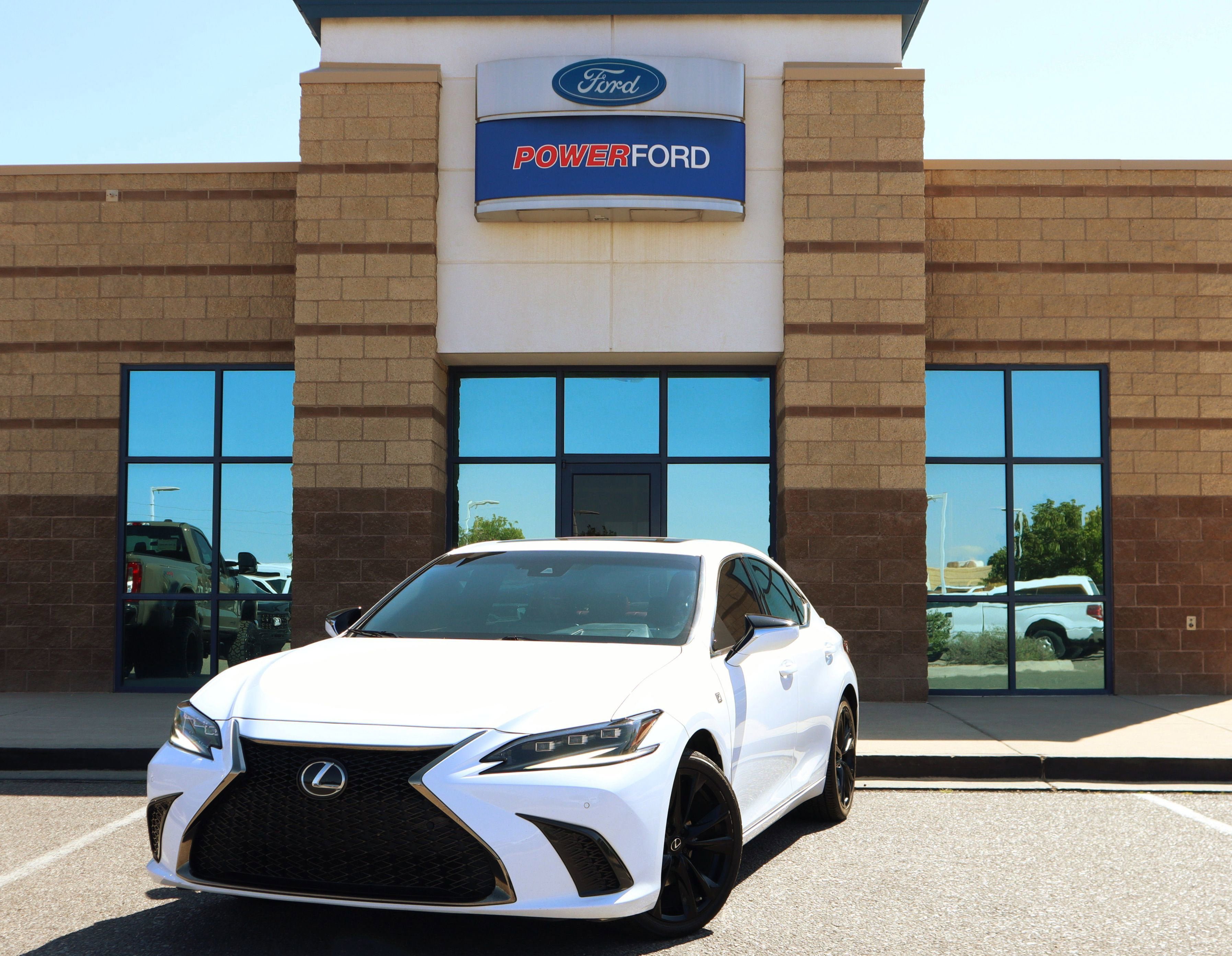 Used 2022 Lexus ES 350 F Sport w/ Accessory Package FWD image 2