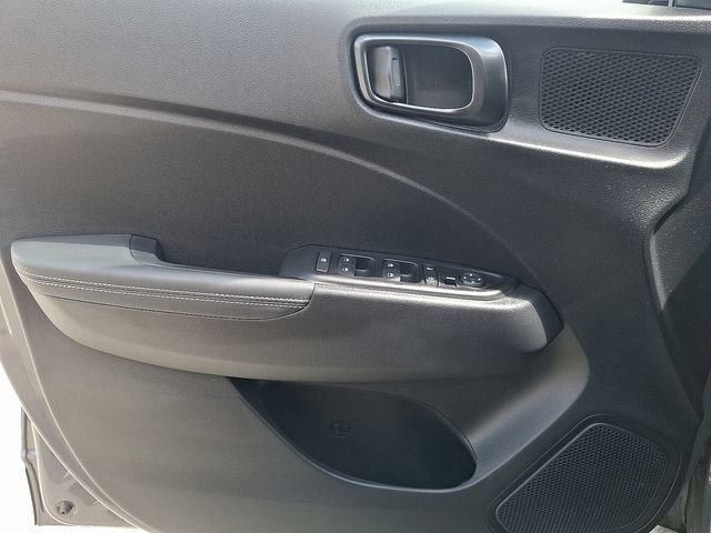 Certified 2026 Hyundai Venue SEL FWD image 12