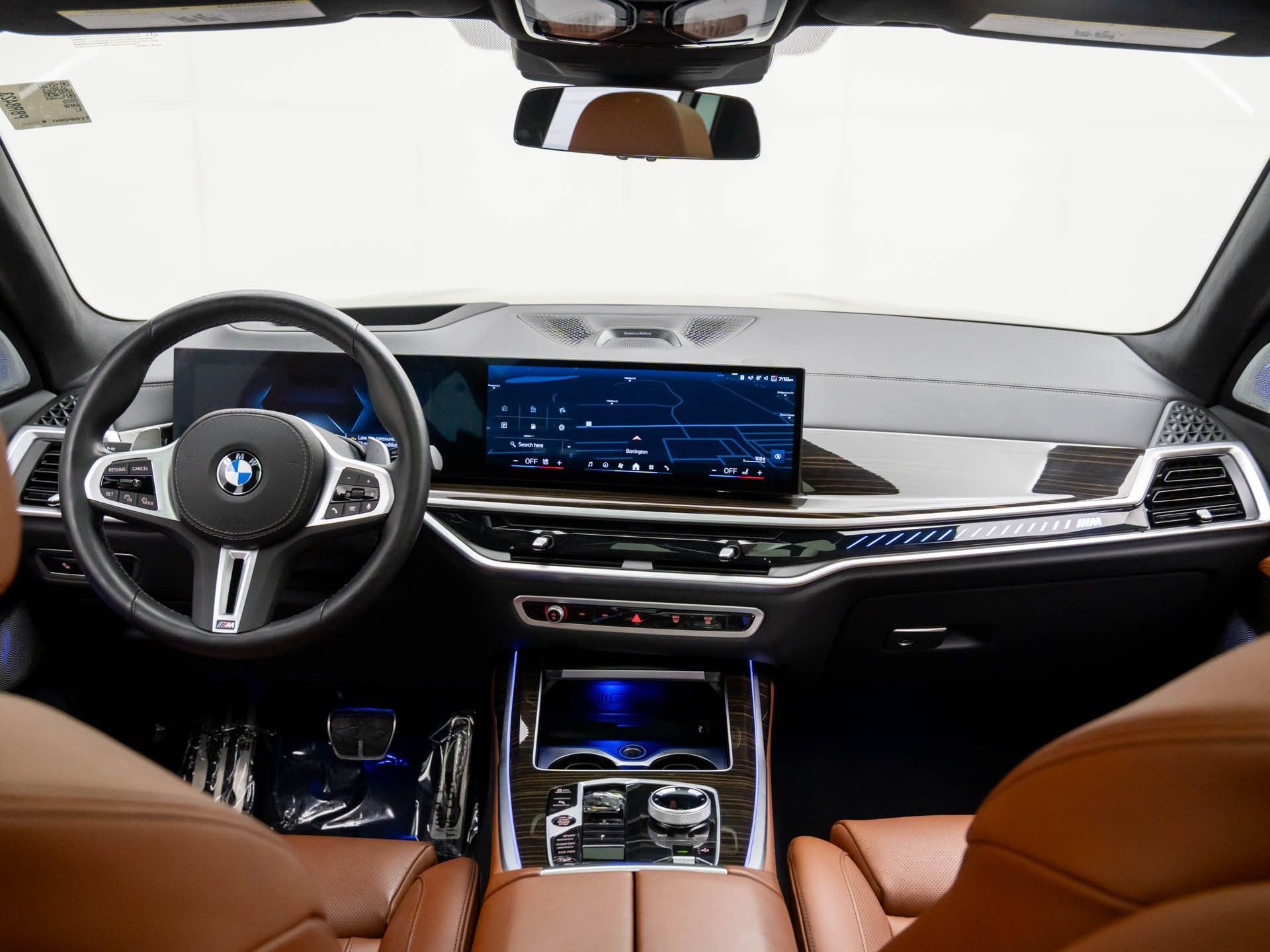 Used 2025 BMW X7 M60i image 9