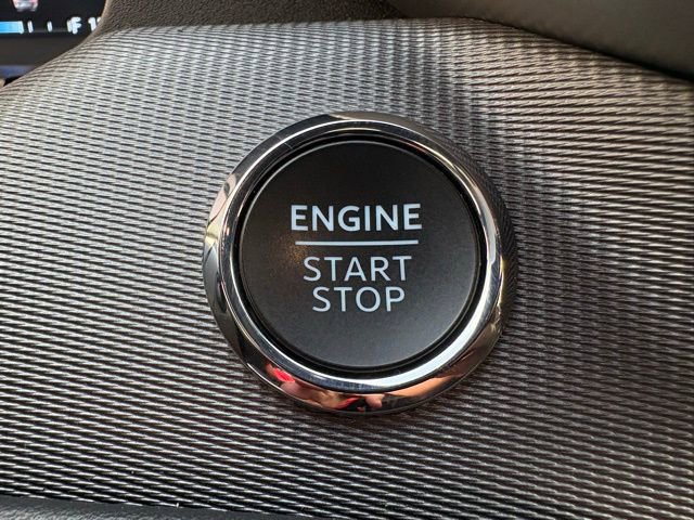 Used 2025 Ford Explorer ST image 23