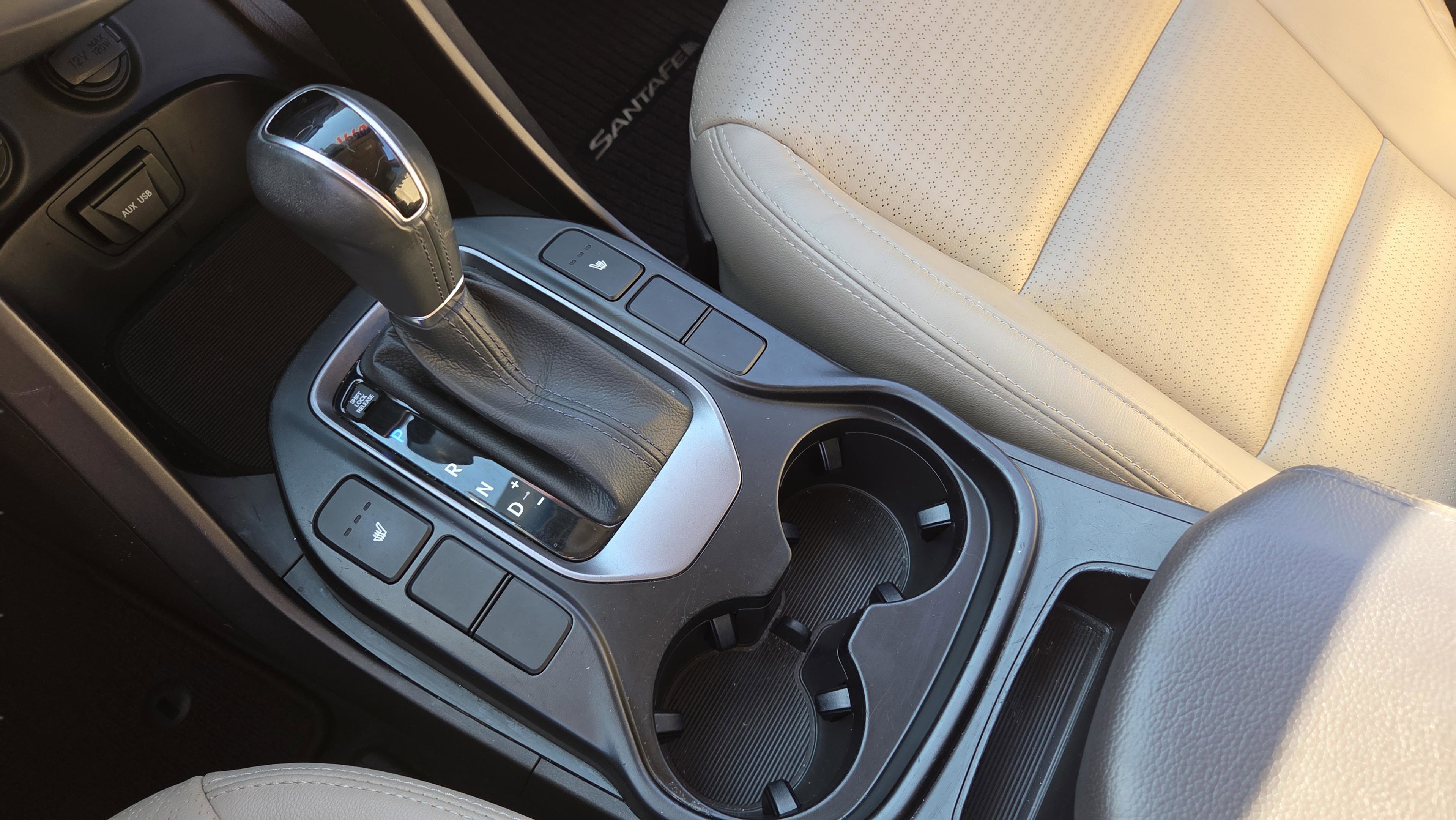 Used 2014 Hyundai Santa Fe GLS image 68