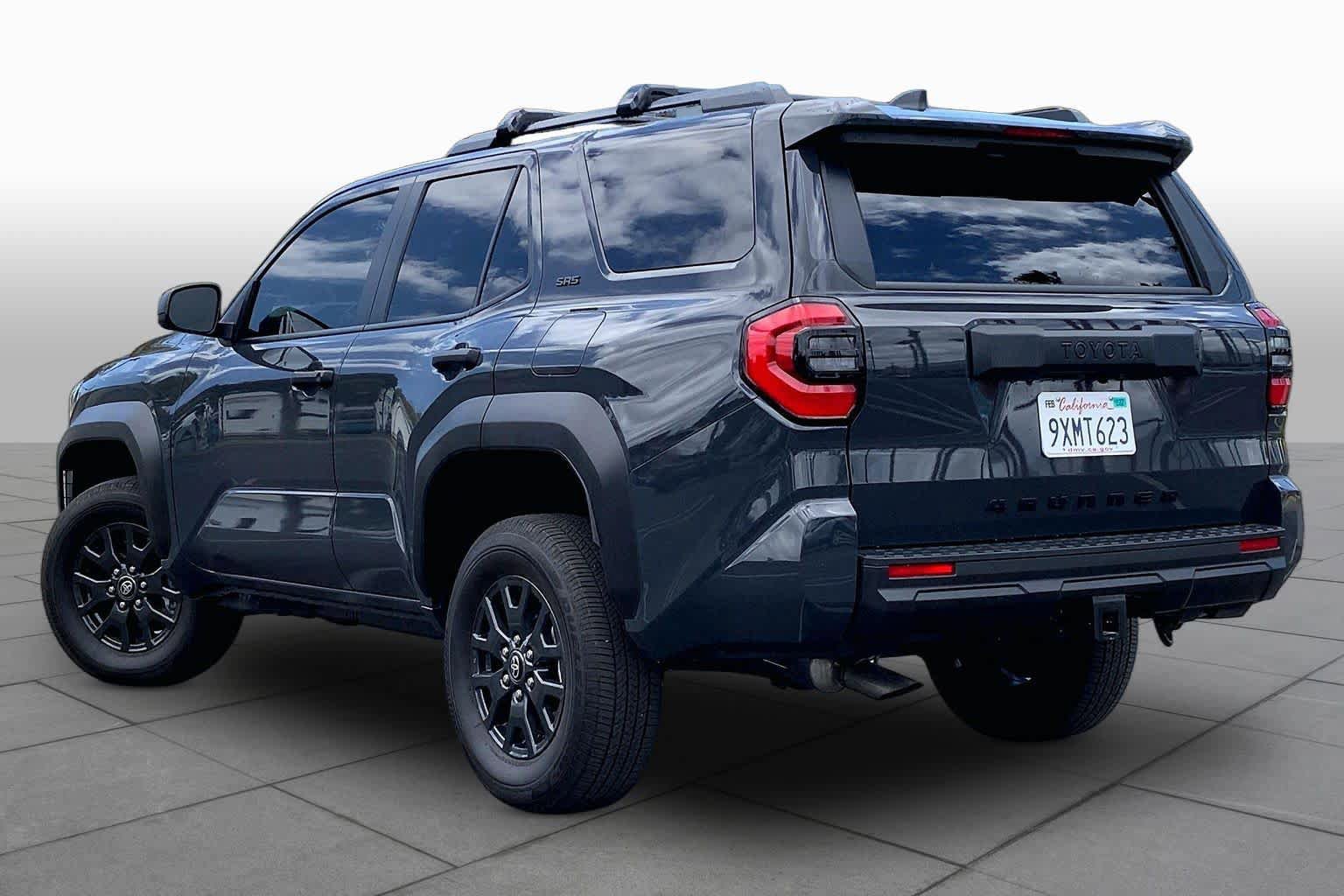 Used 2026 Toyota 4Runner SR5 AWD/4WD image 10