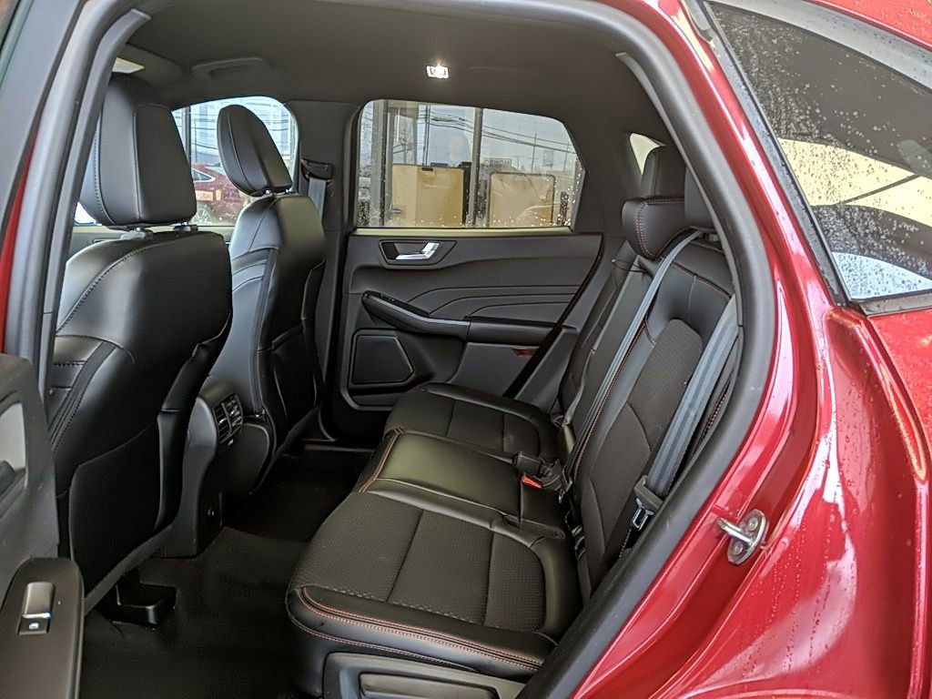 Used 2023 Ford Escape ST-Line w/ Tech Pack #1 image 12