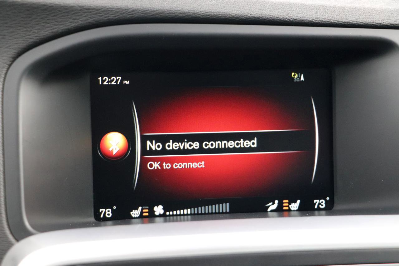 Used 2017 Volvo V60 T5 Cross Country w/ Climate Package image 21