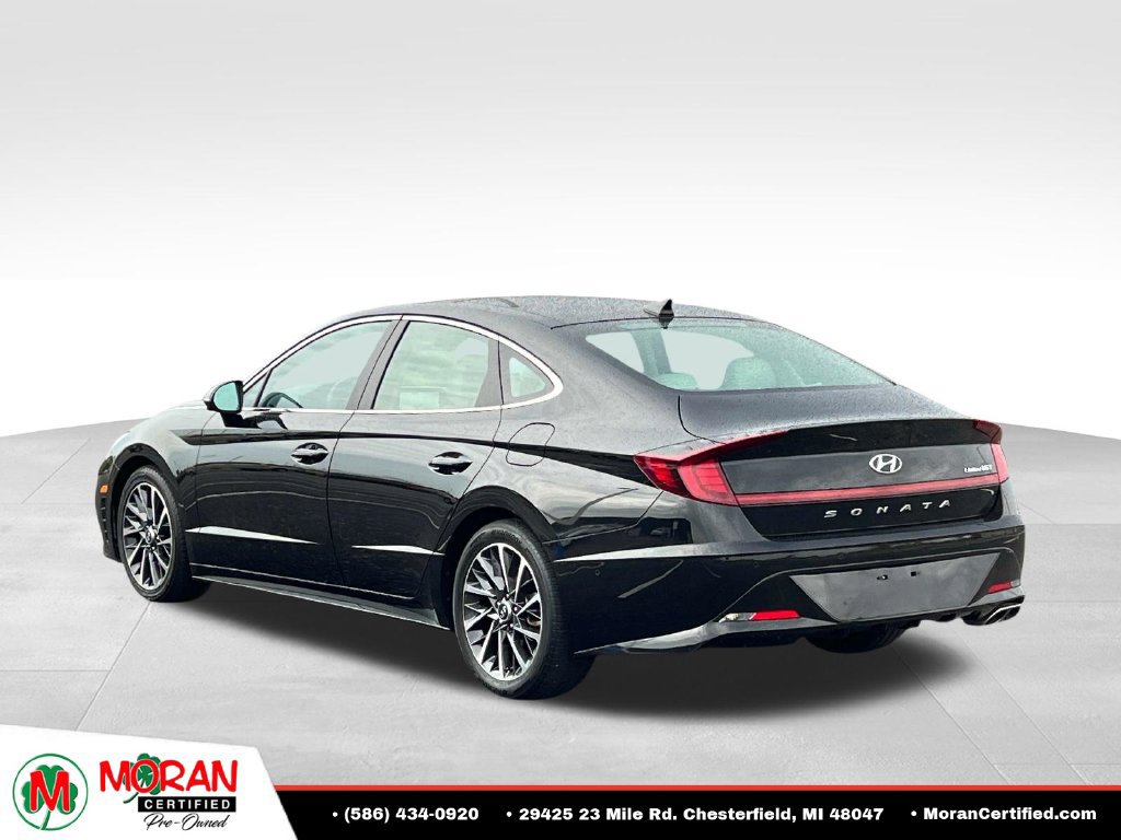 Used 2023 Hyundai Sonata Limited w/ Preferred Accessory Package FWD image 4
