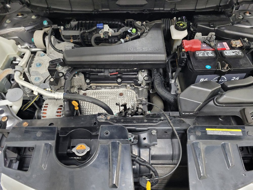 Used 2018 Nissan Rogue SV AWD/4WD image 30