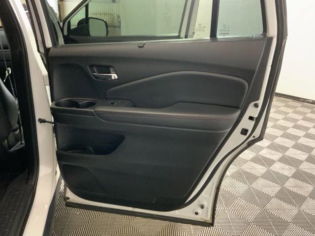 Used 2021 Honda Pilot Black Edition image 32