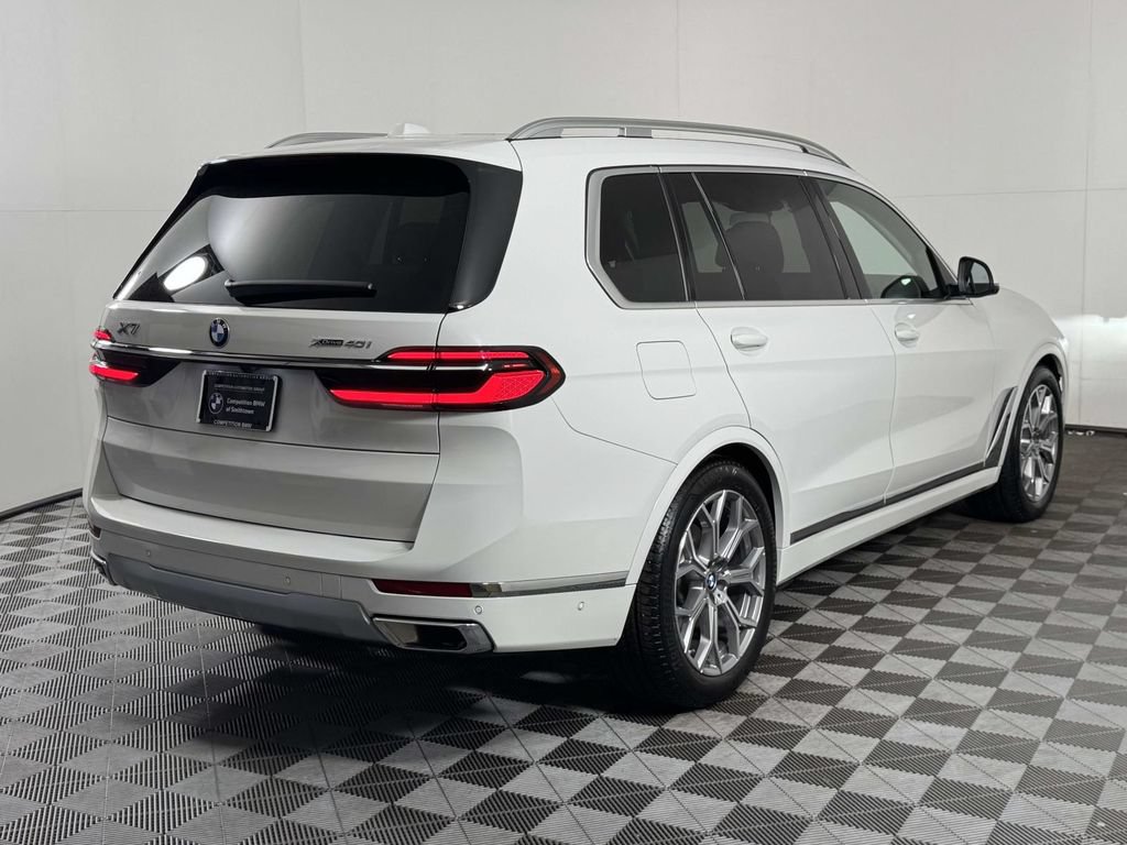 Used 2026 BMW X7 xDrive40i AWD/4WD image 10