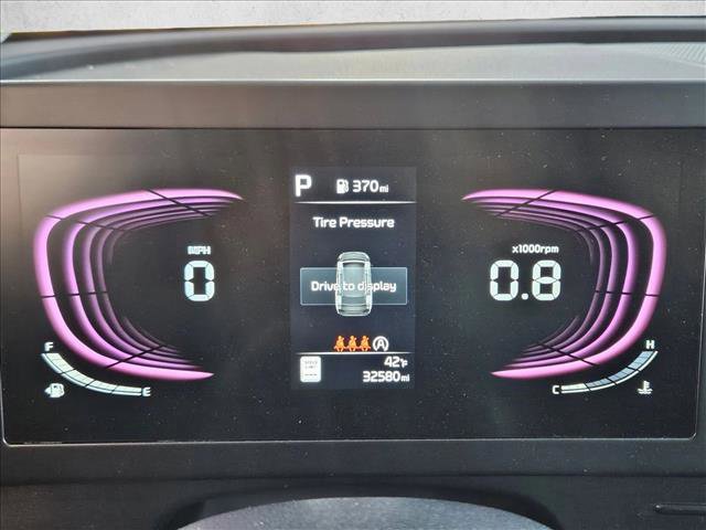 Used 2025 Kia Sportage LX image 10