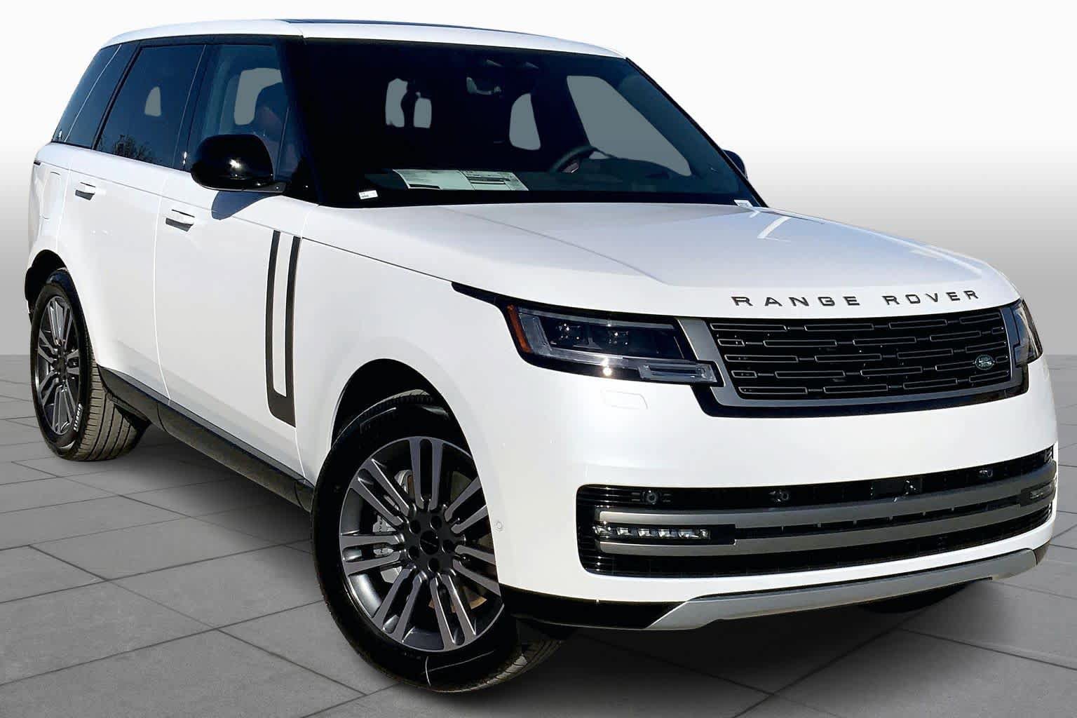 New 2026 Land Rover Range Rover SE image 2