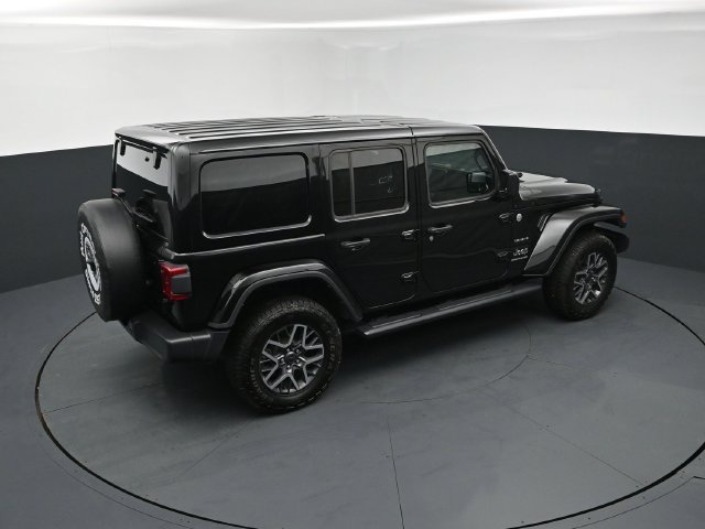 Used 2024 Jeep Wrangler Unlimited Sahara w/ Dual Top Group AWD/4WD image 17