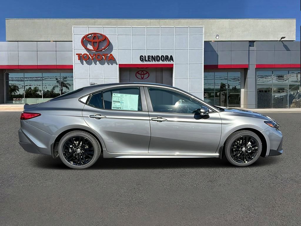 New 2026 Toyota Camry SE image 2