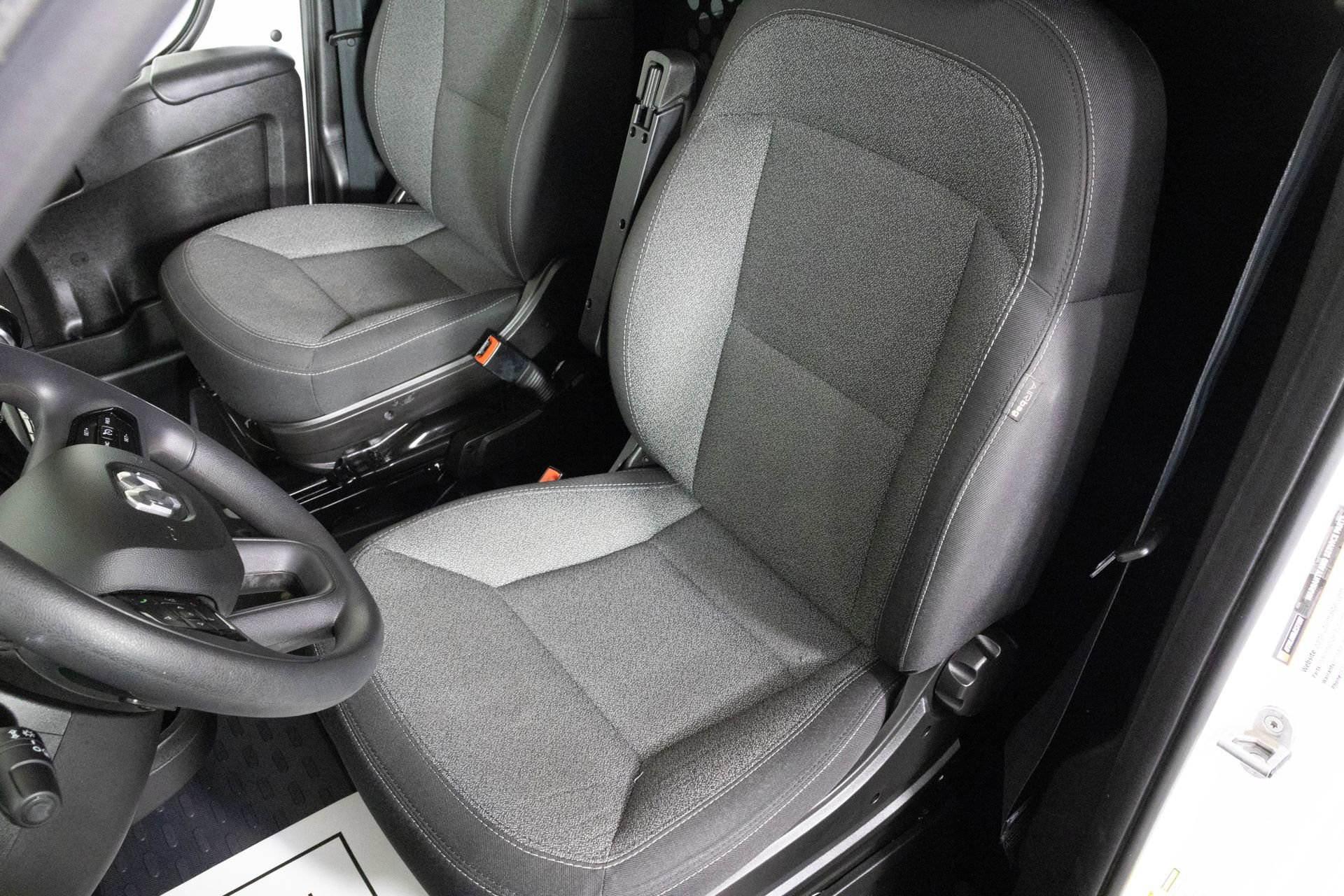 Used 2023 RAM ProMaster 2500 image 19