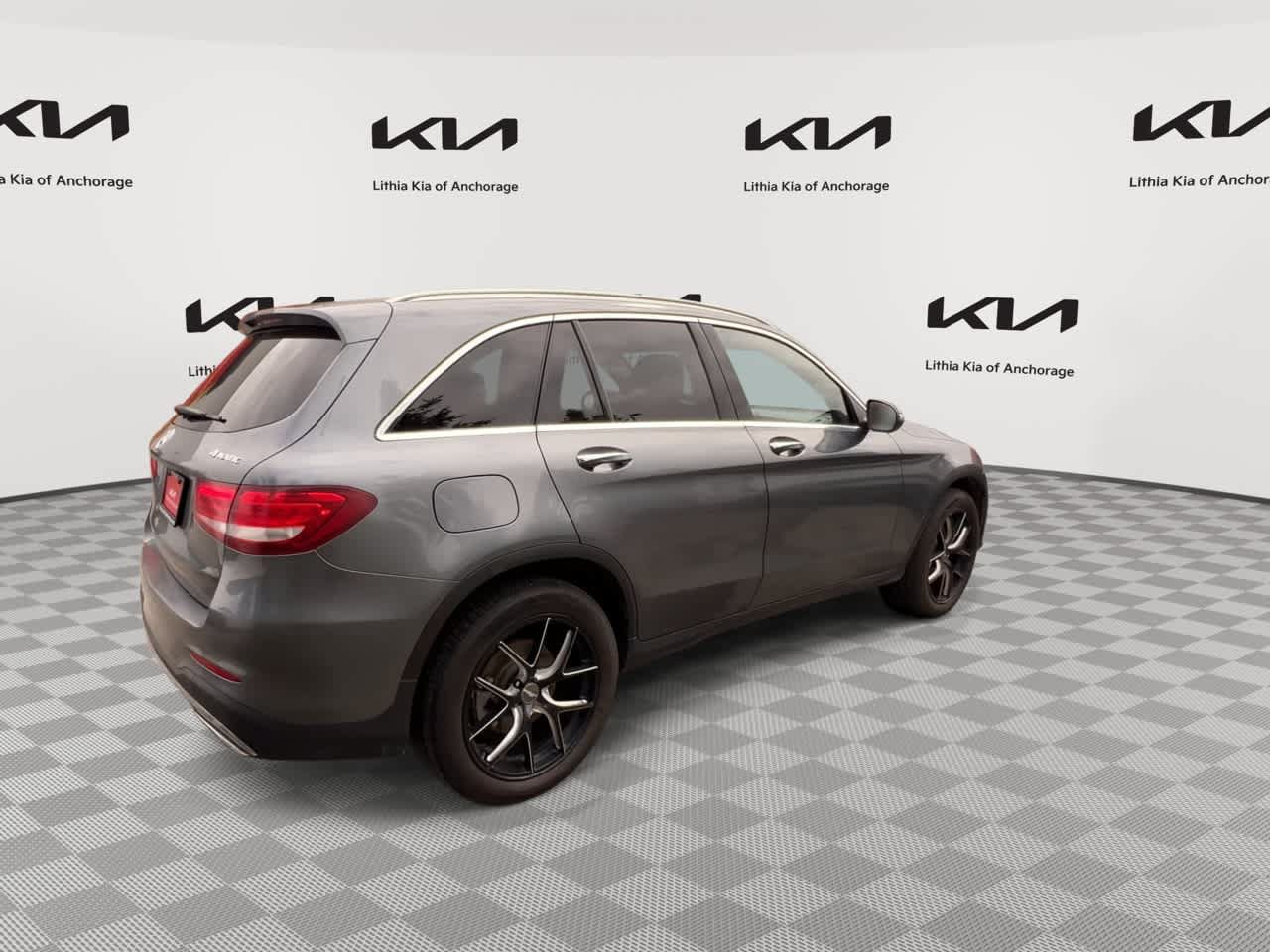 Used 2016 Mercedes-Benz GLC 300 4MATIC image 8