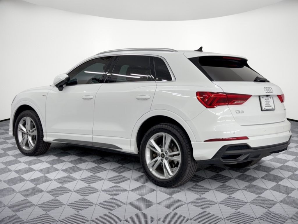 Used 2024 Audi Q3 2.0T Premium AWD/4WD image 3
