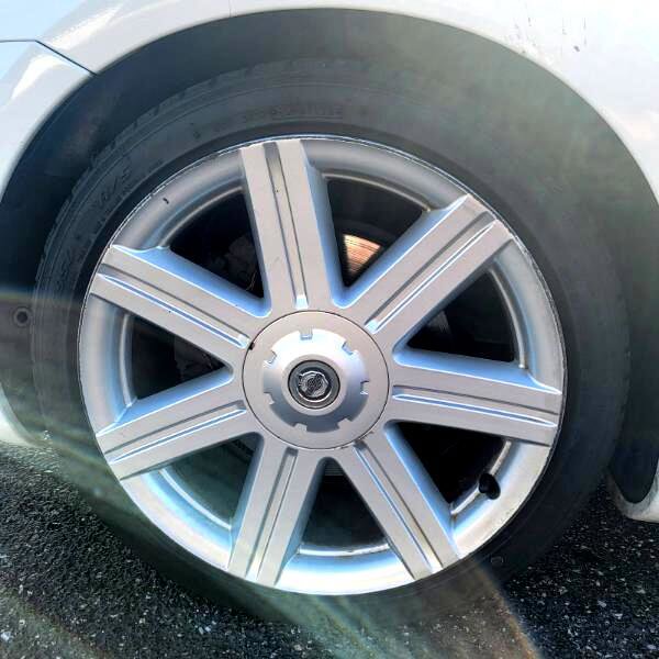 Used 2005 Chrysler Crossfire Limited image 10