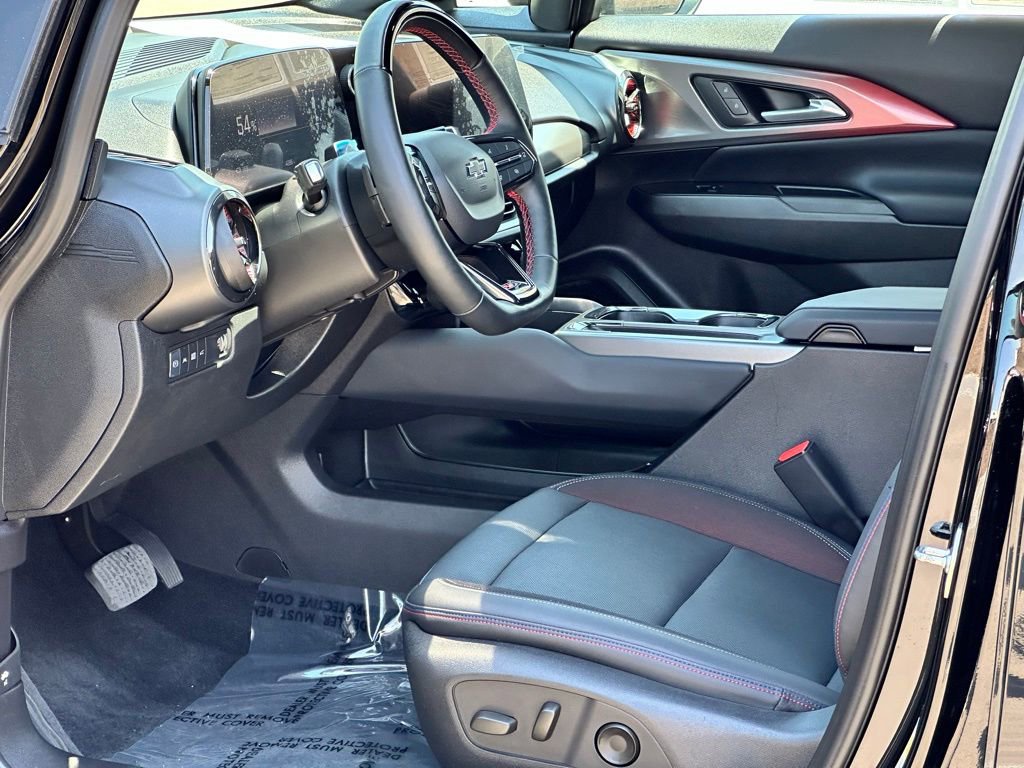 Used 2024 Chevrolet Equinox EV RS image 8