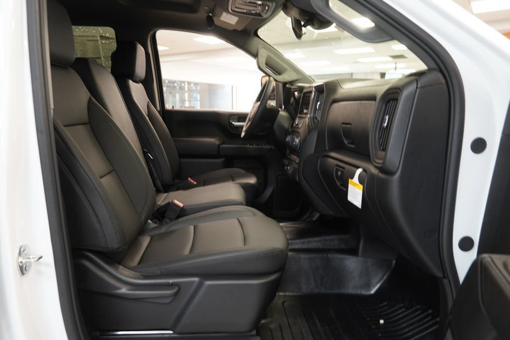 New 2026 Chevrolet Silverado 3500 W/T AWD/4WD image 32