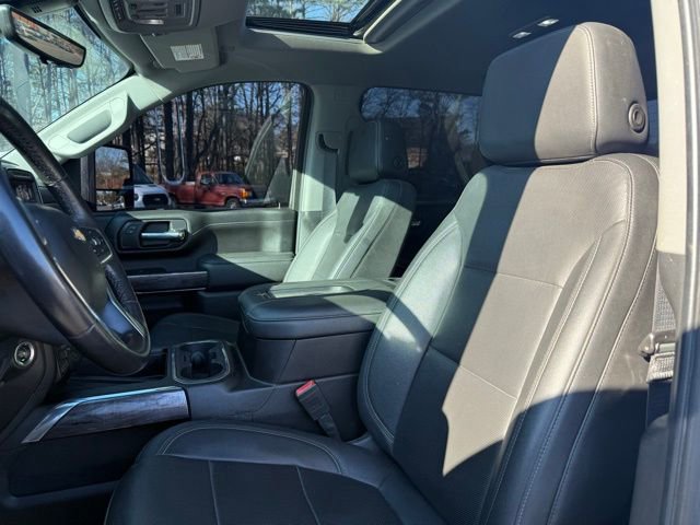 Used 2021 Chevrolet Silverado 2500 LTZ w/ LTZ Premium Package image 9