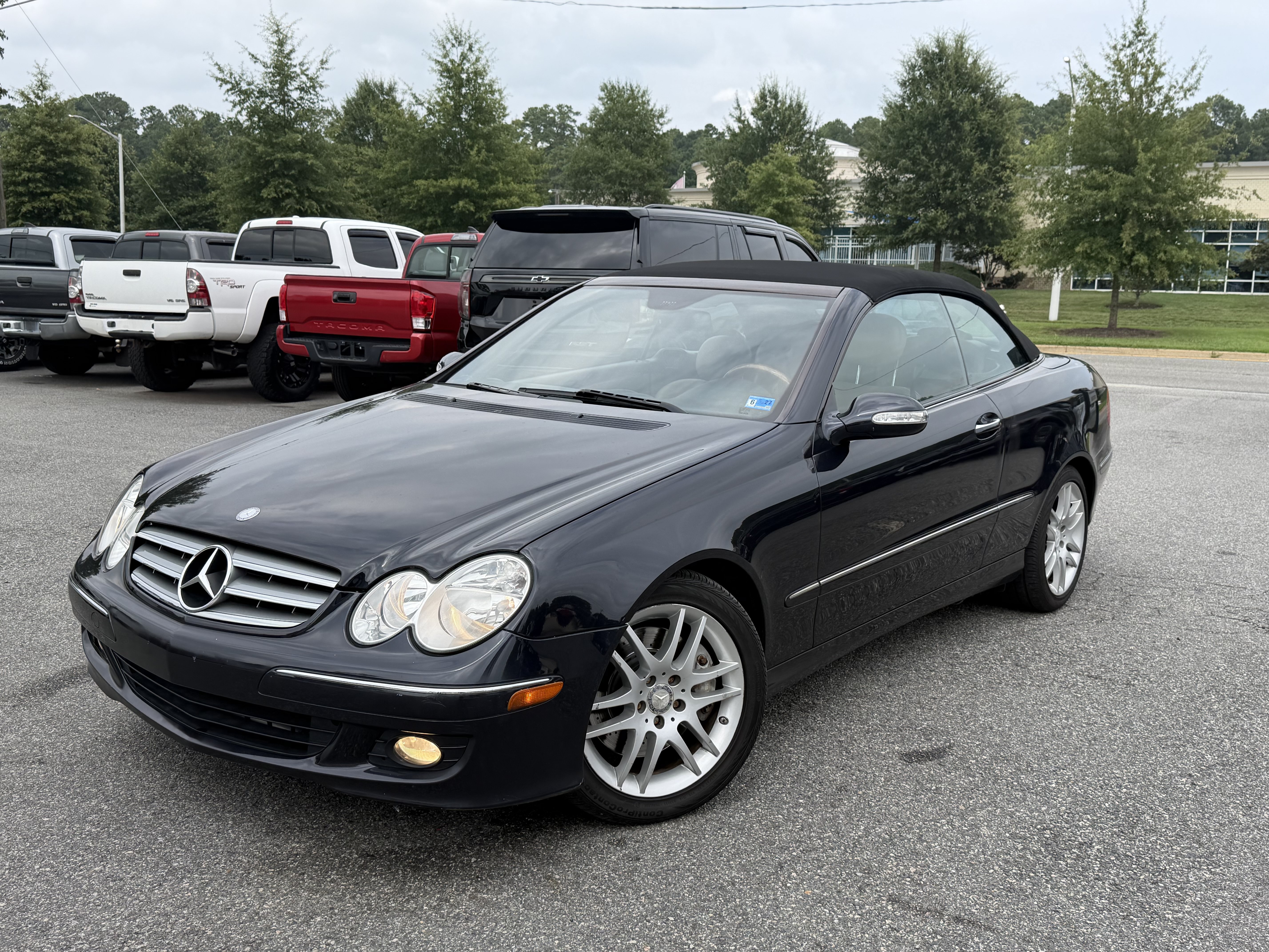 Used 2009 Mercedes-Benz CLK 350 Cabriolet image 25