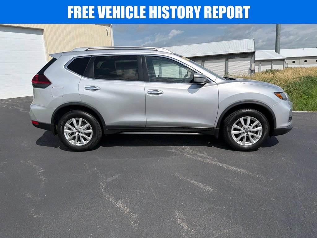 Used 2020 Nissan Rogue SV AWD/4WD image 3