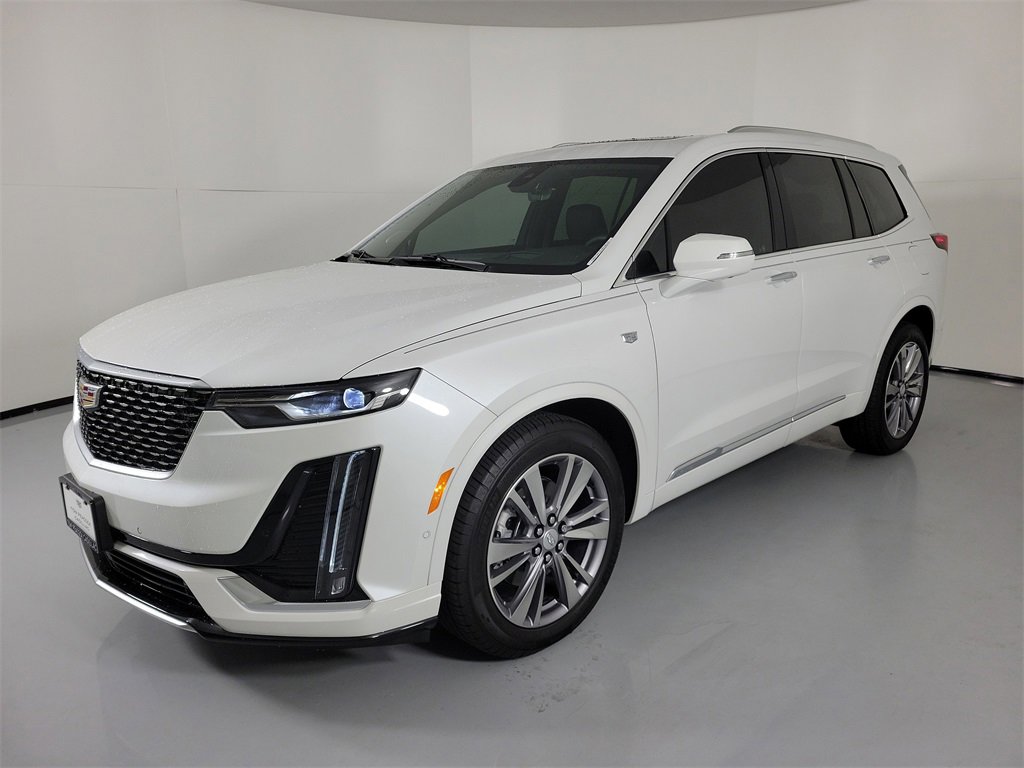 Certified 2025 Cadillac XT6 Premium Luxury w/ Technology Package image 2