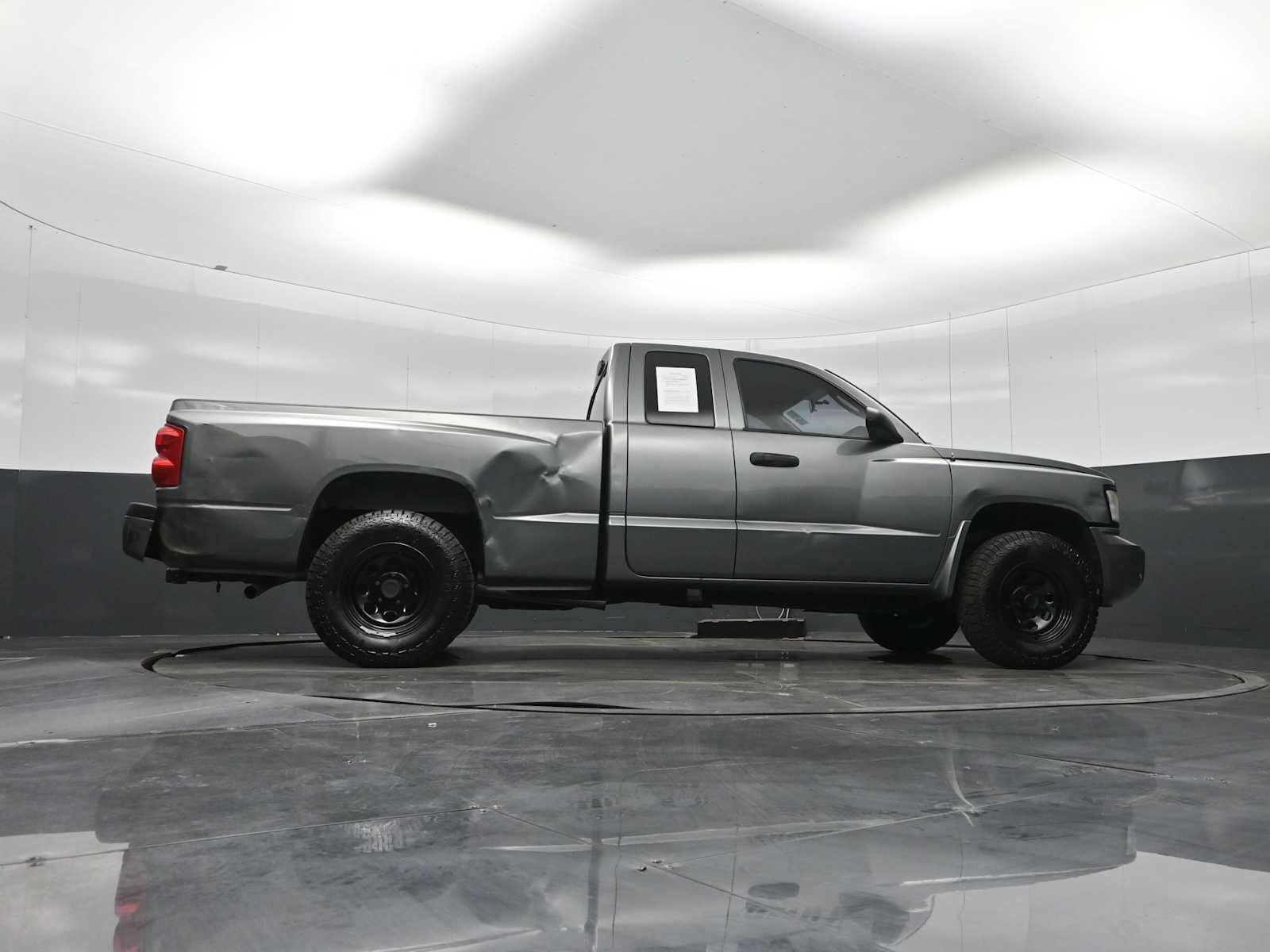 Used 2011 Dodge Dakota Big Horn image 25
