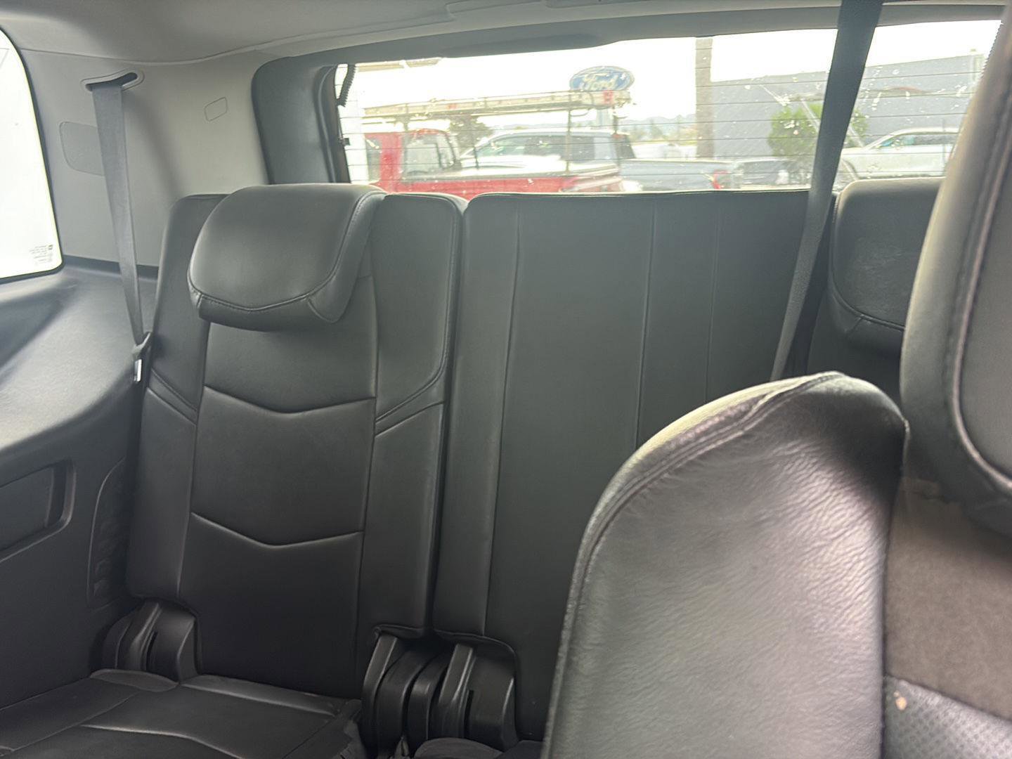Used 2018 Cadillac Escalade 2WD image 18