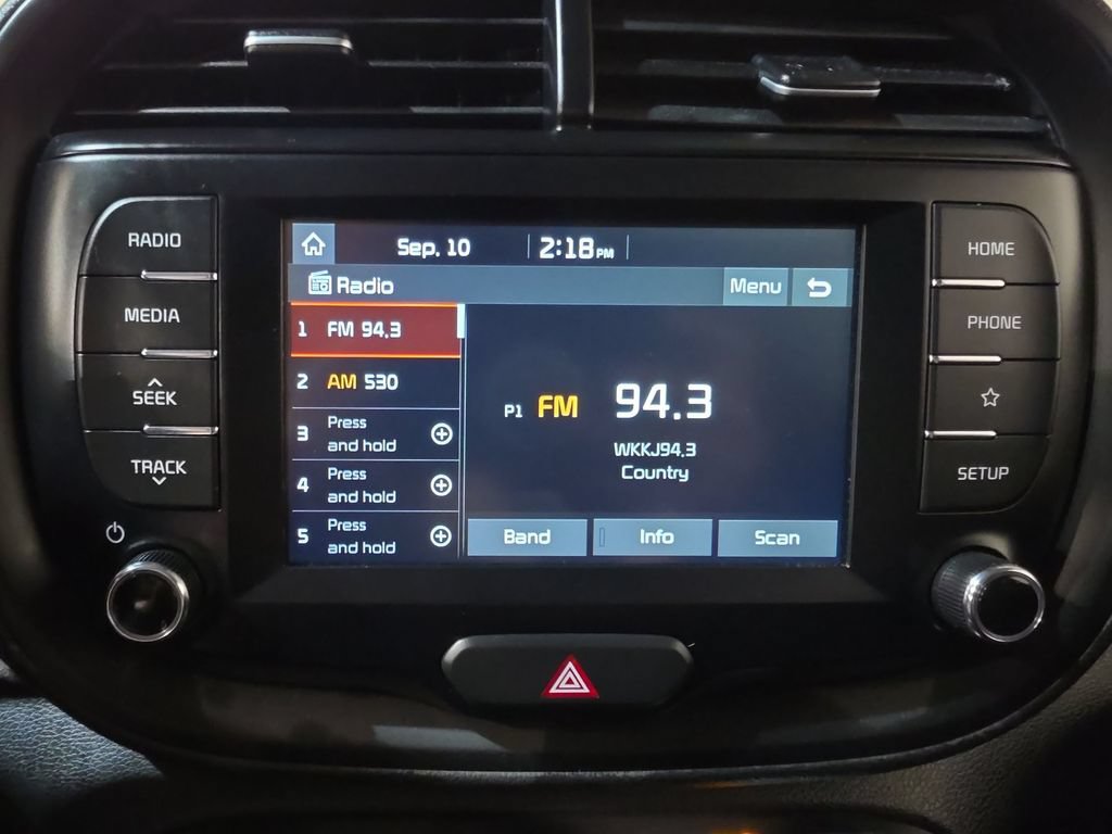 Used 2020 Kia Soul S FWD image 12
