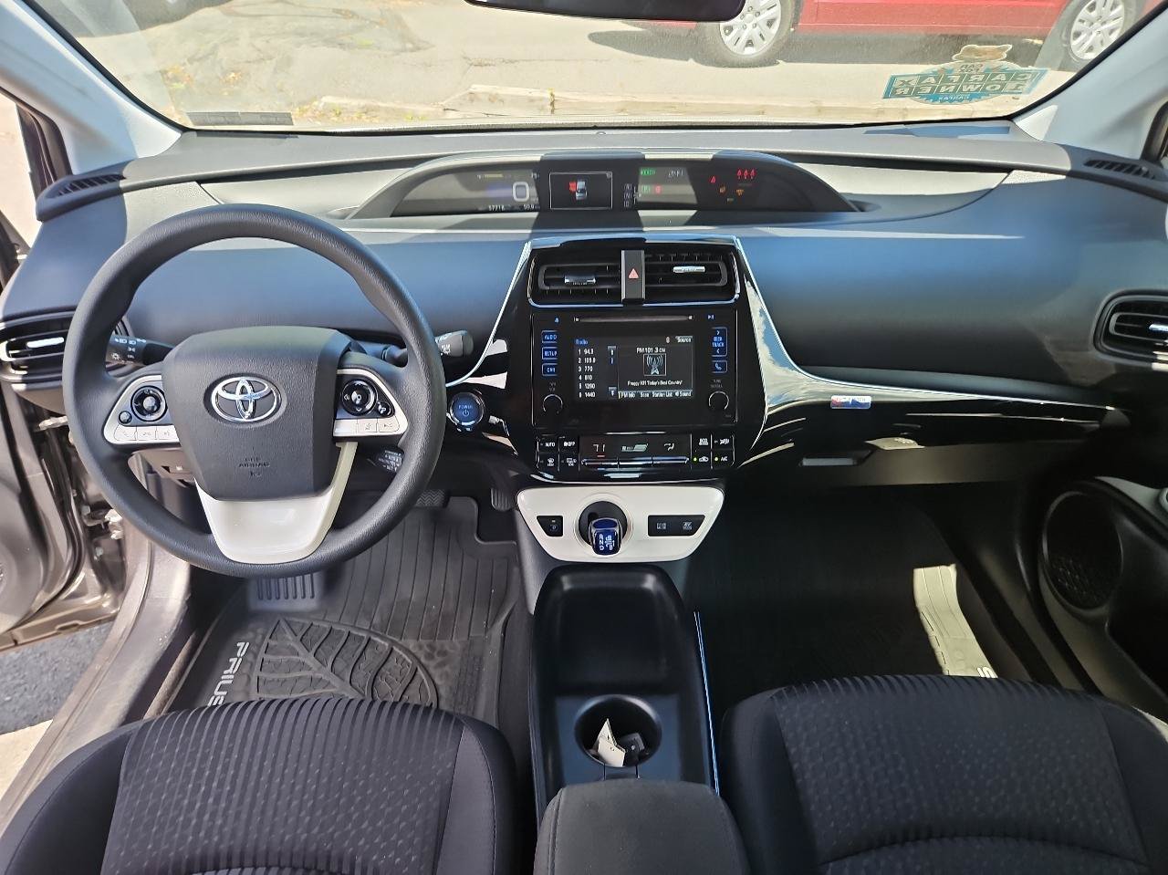 Used 2018 Toyota Prius Two w/ Prius Two Safety Plus Package FWD image 21