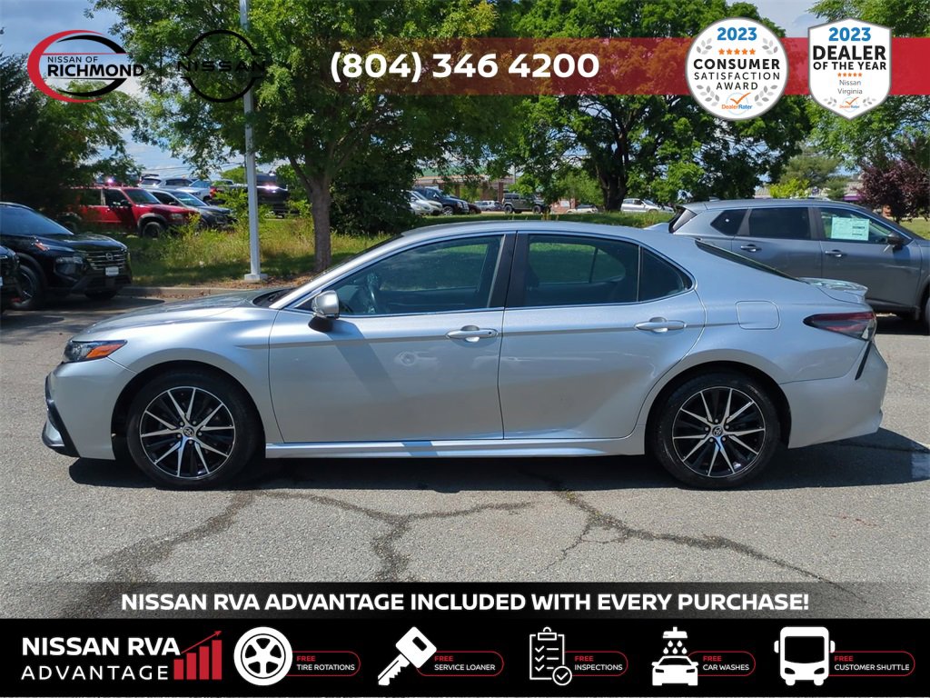 Used 2022 Toyota Camry SE image 8