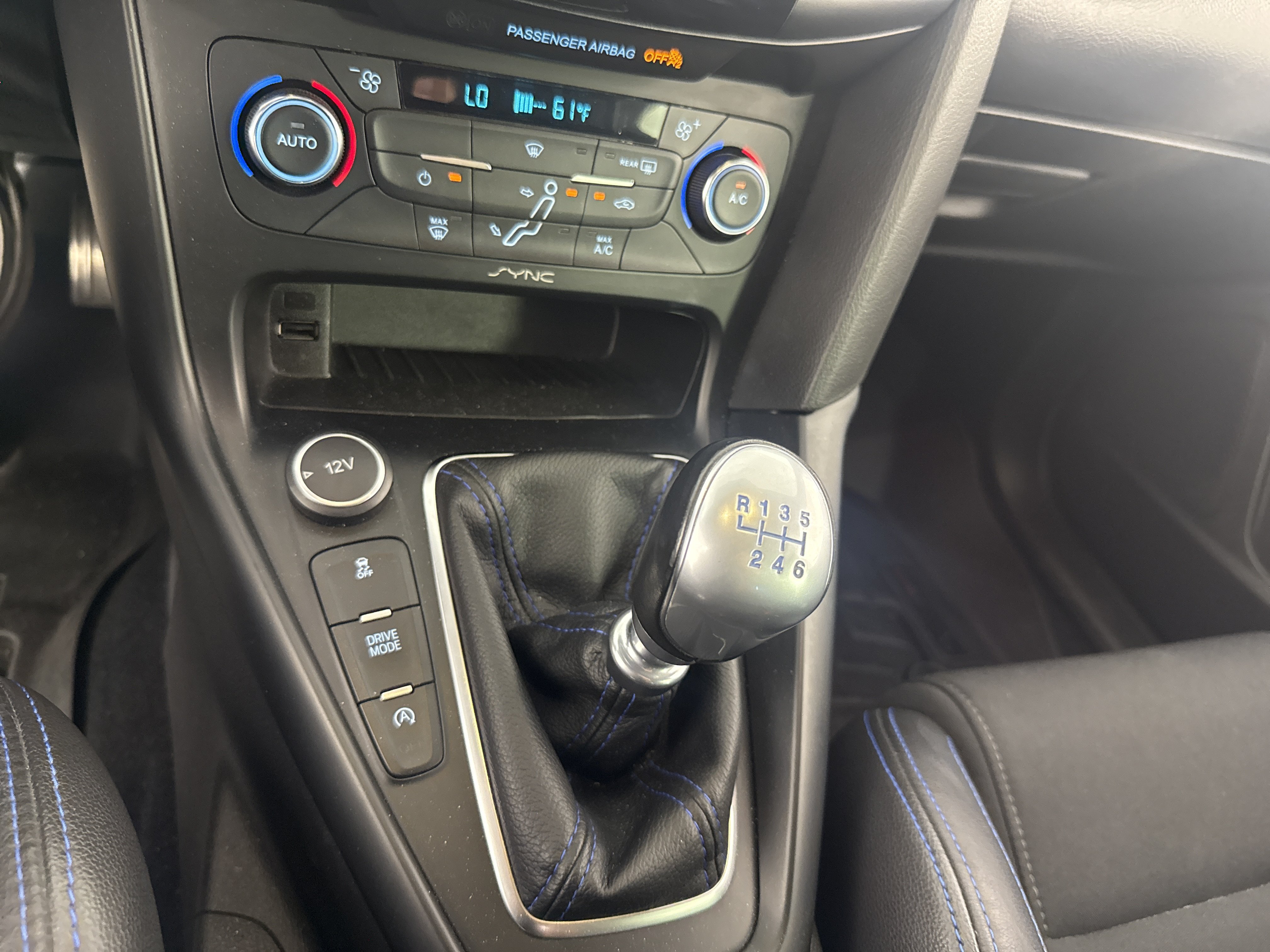 Used 2017 Ford Focus RS AWD/4WD image 31