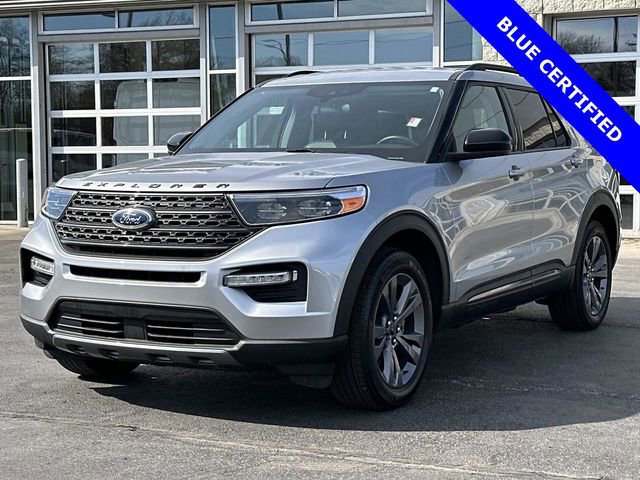 Certified 2023 Ford Explorer XLT w/ Equipment Group 202A image 4