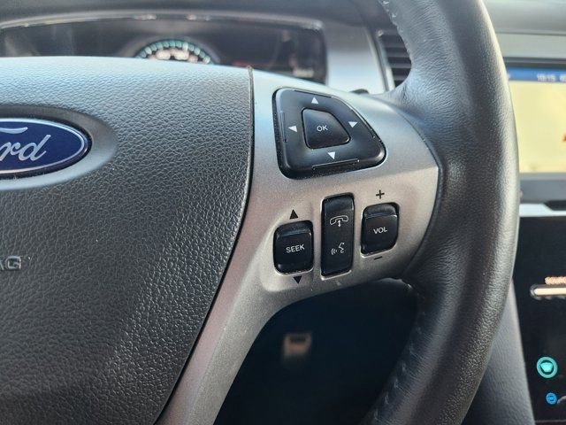 Used 2018 Ford Taurus SHO image 31