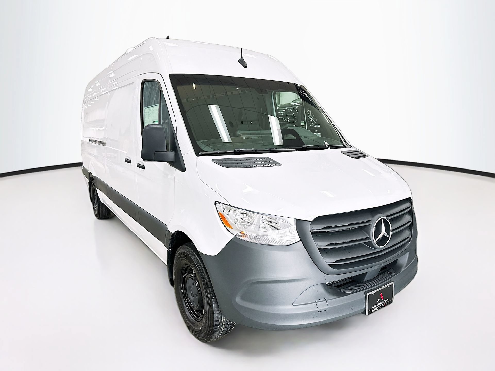 Used 2026 Mercedes-Benz Sprinter 2500 image 2