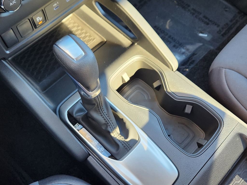 Used 2025 Nissan Frontier S image 11